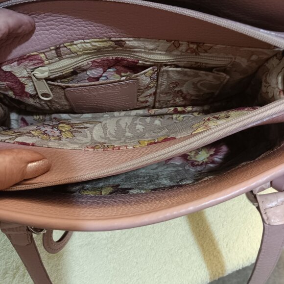 Genuine Brighton Shoulder Bag, Lt. Pink Alligator - Picture 4 of 7